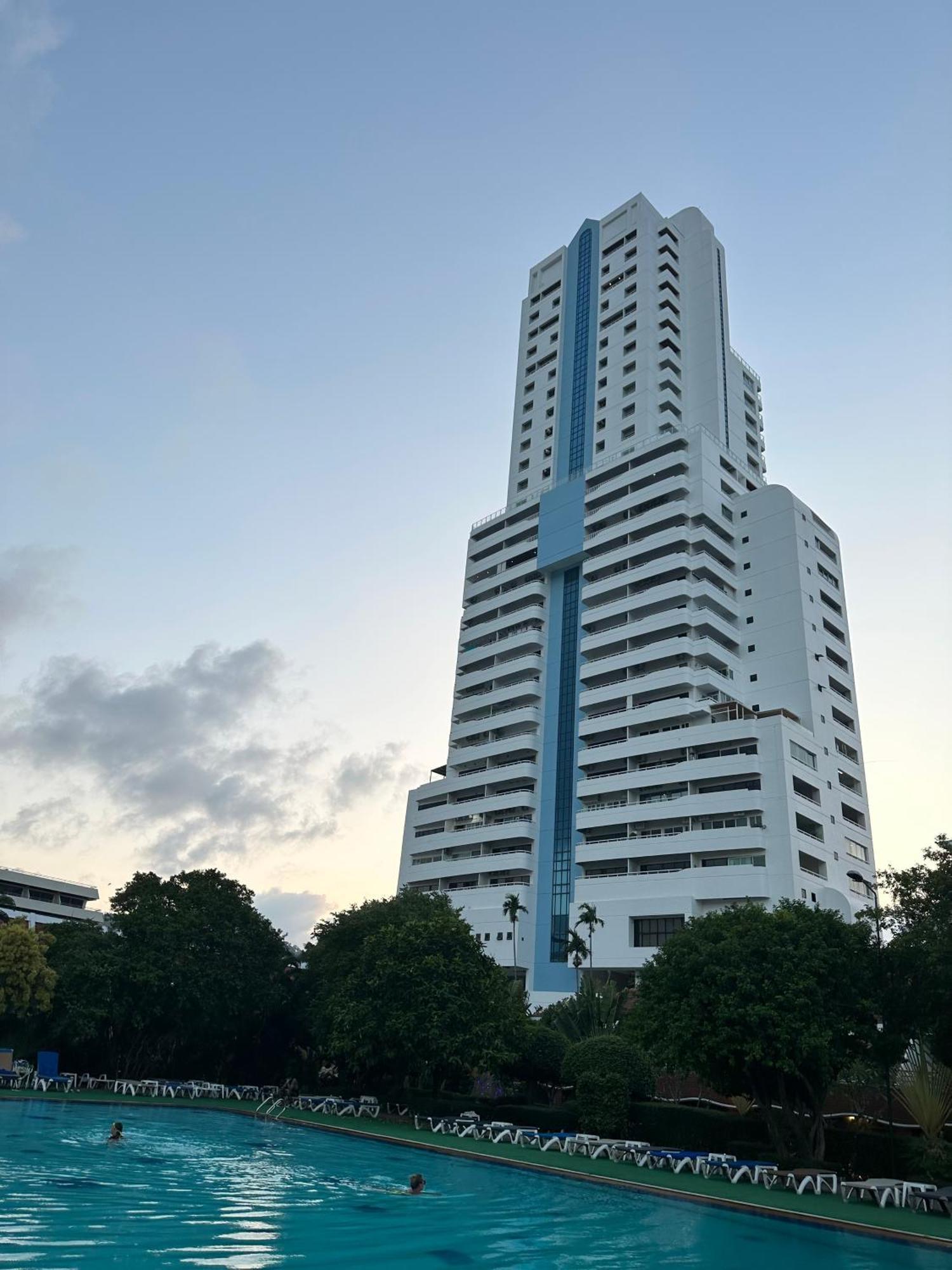 Tower Sea Facing High Floor New Bathroom Appartamento Patong
